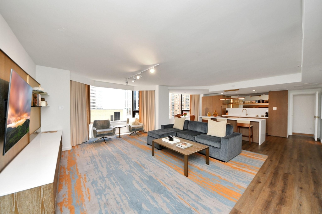 1300 Lamar Street - Photo 8