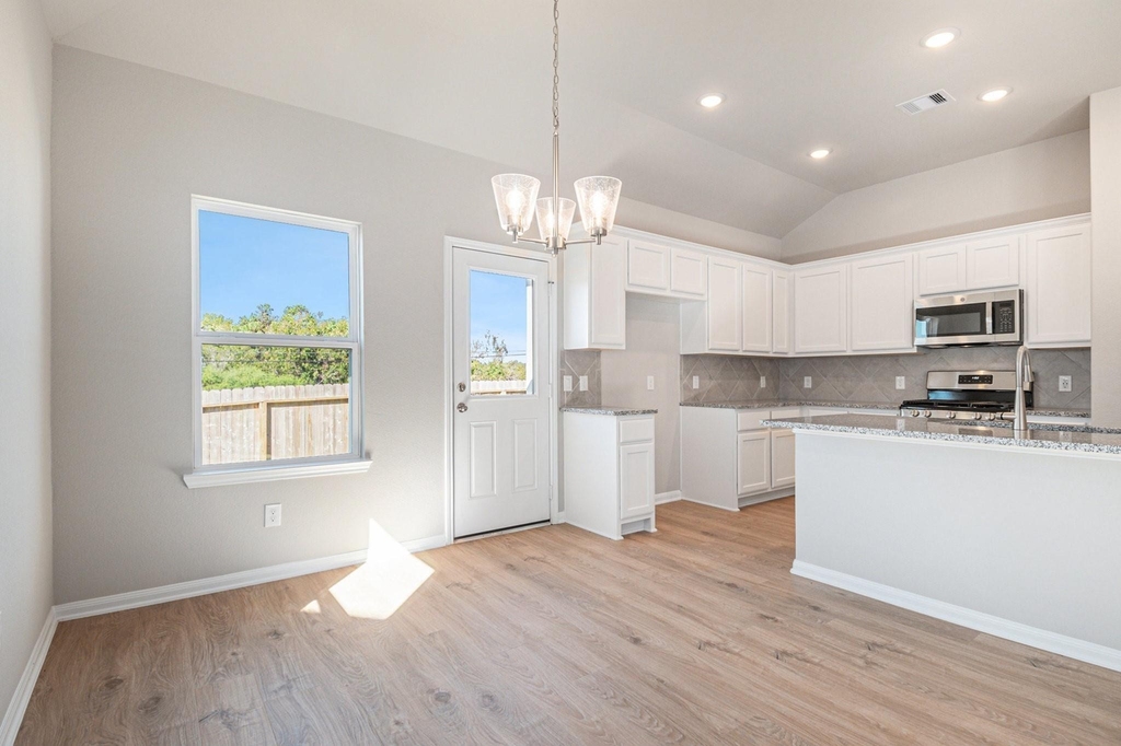 11021 Ondrea Lane - Photo 7
