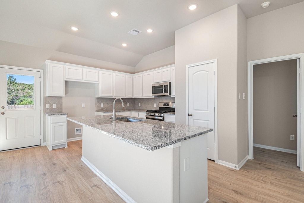 11021 Ondrea Lane - Photo 4
