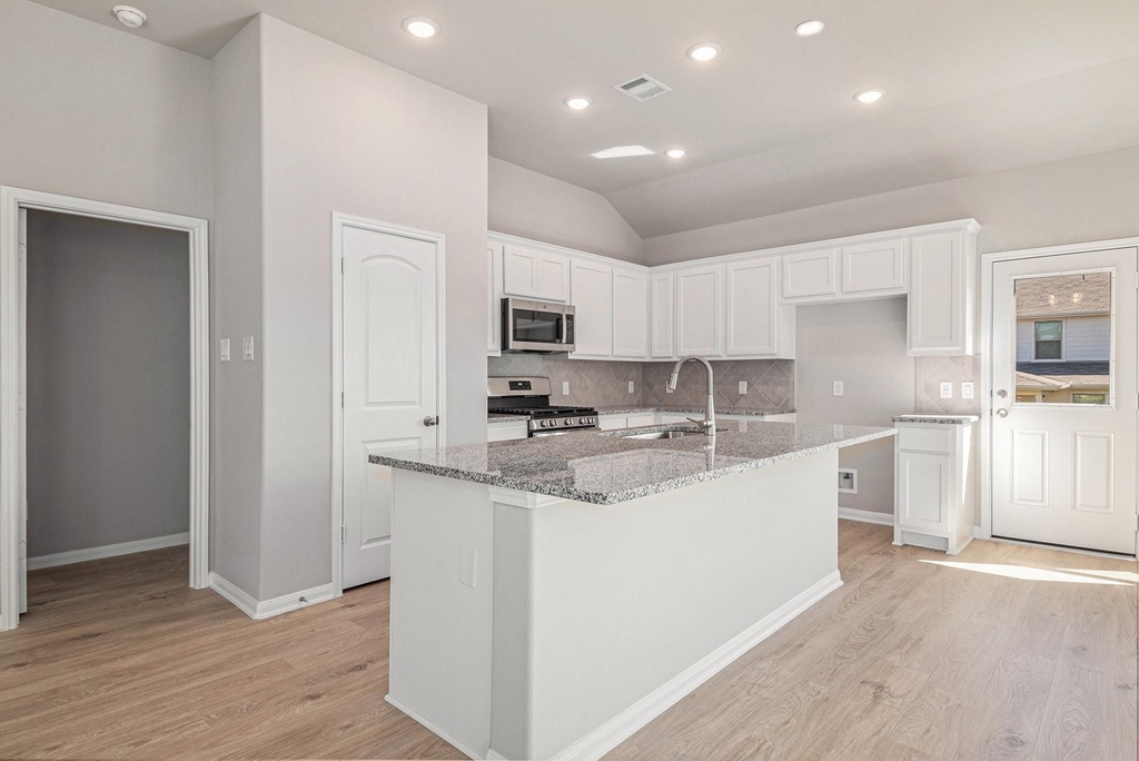 11412 Natalia Lane - Photo 9