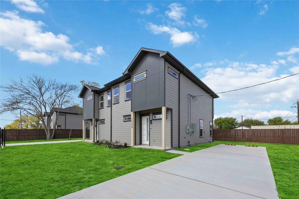 7555 Calhoun Street - Photo 4