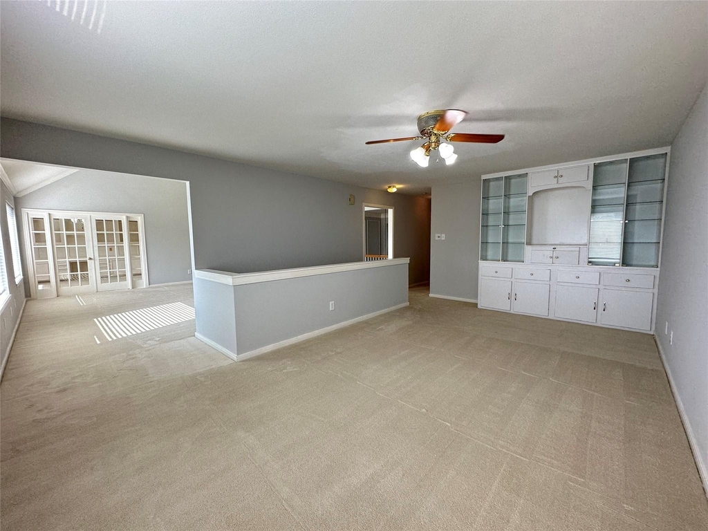1103 Gloria Court - Photo 10
