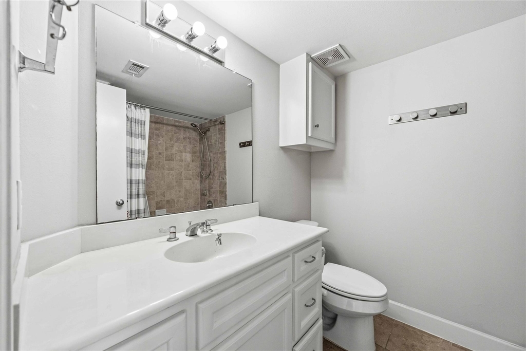 3635 Main Plaza Drive - Photo 24