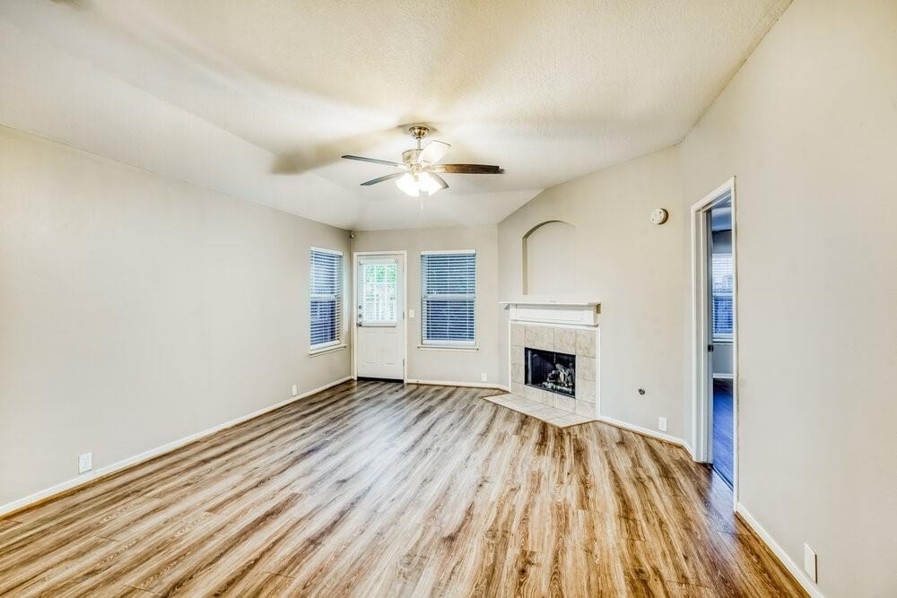 10403 Falling River Drive - Photo 2