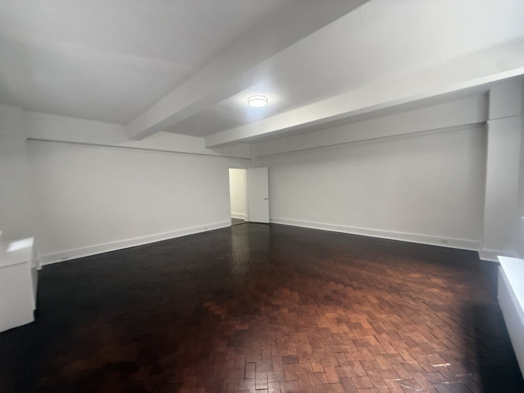 160 West 73rd Street - Photo 1