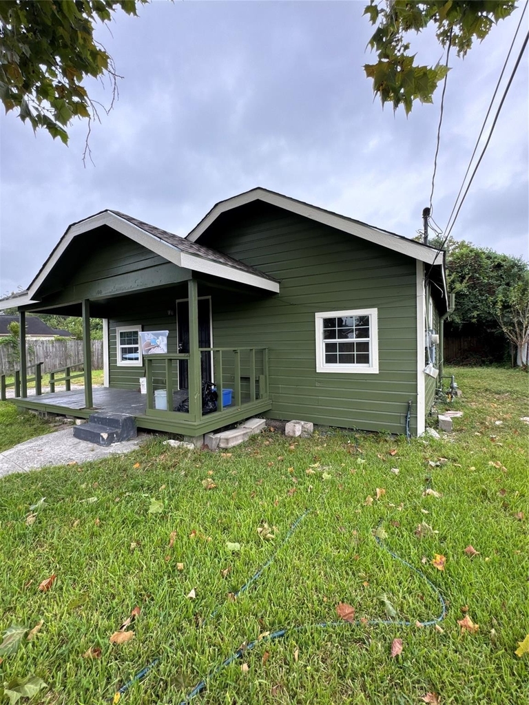 4412 Denmark Street - Photo 0