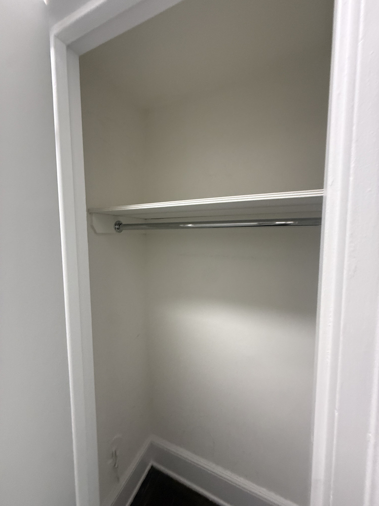 160 West 73rd Street - Photo 4