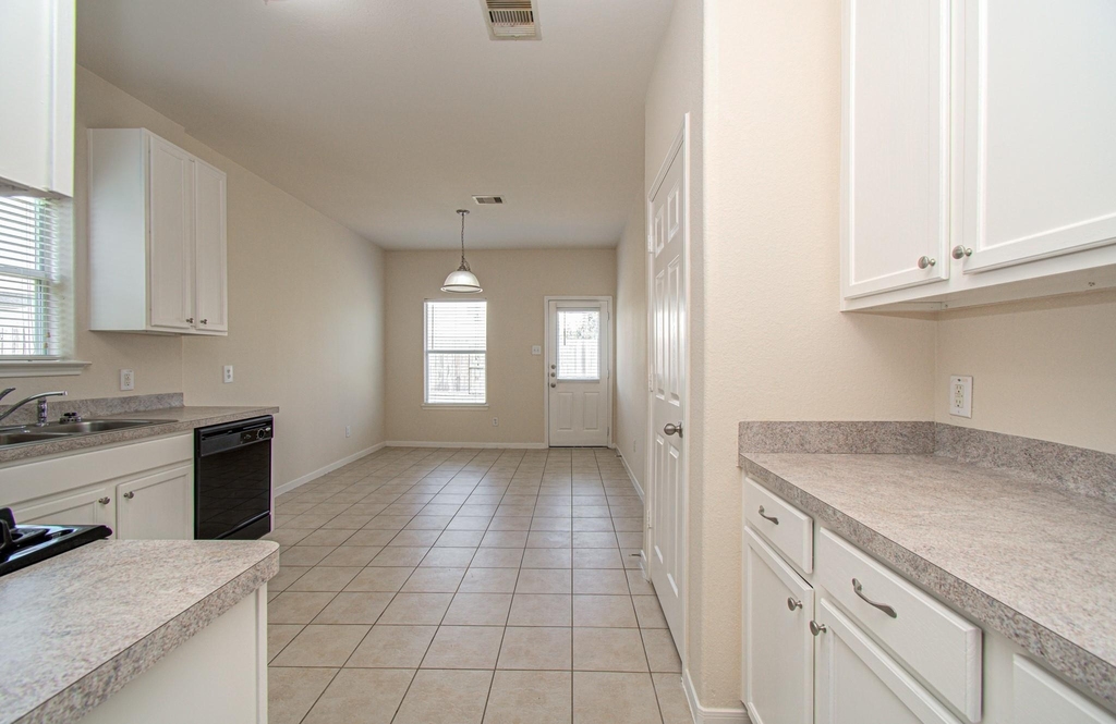 6702 Castle Terrace Ct - Photo 7