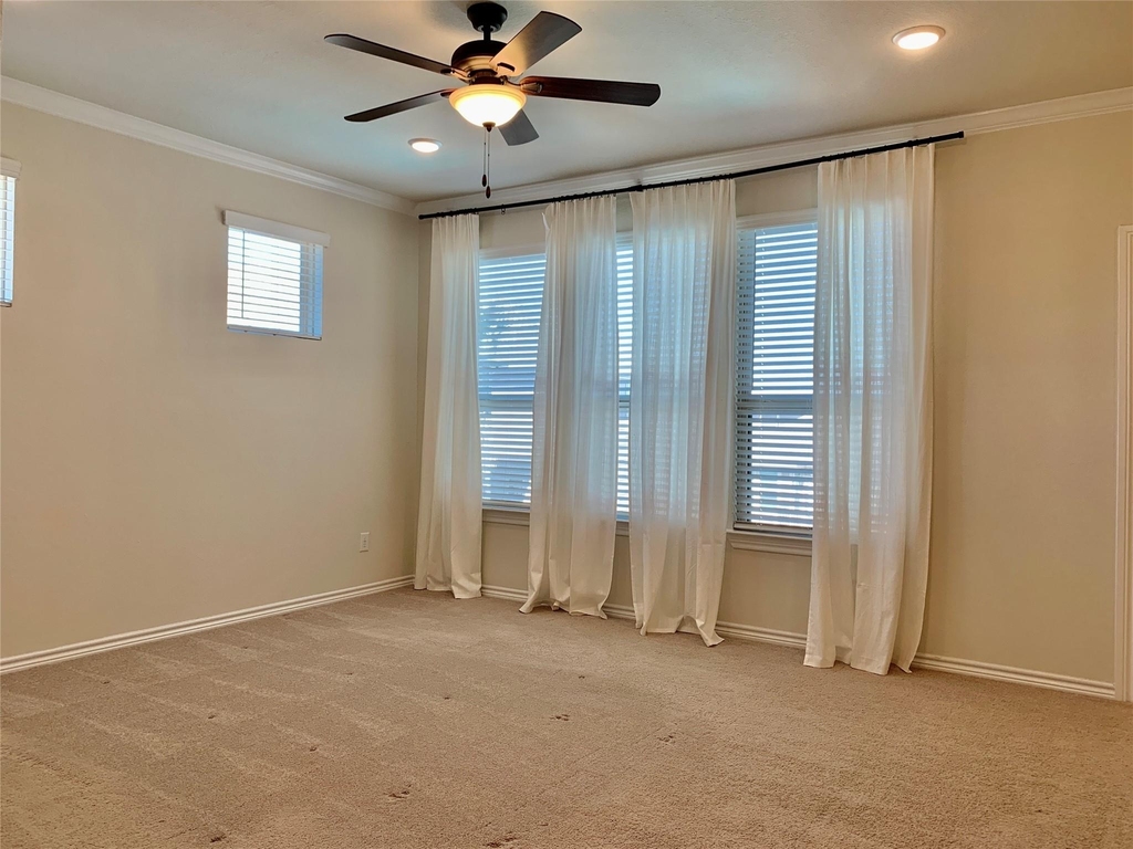 8604 Cedardale Park Drive - Photo 15