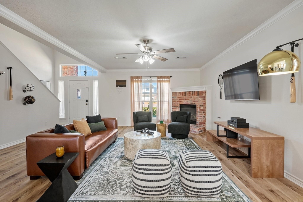1418 Salem Court - Photo 3