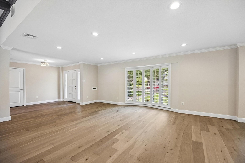 9407 Cranleigh Court - Photo 12