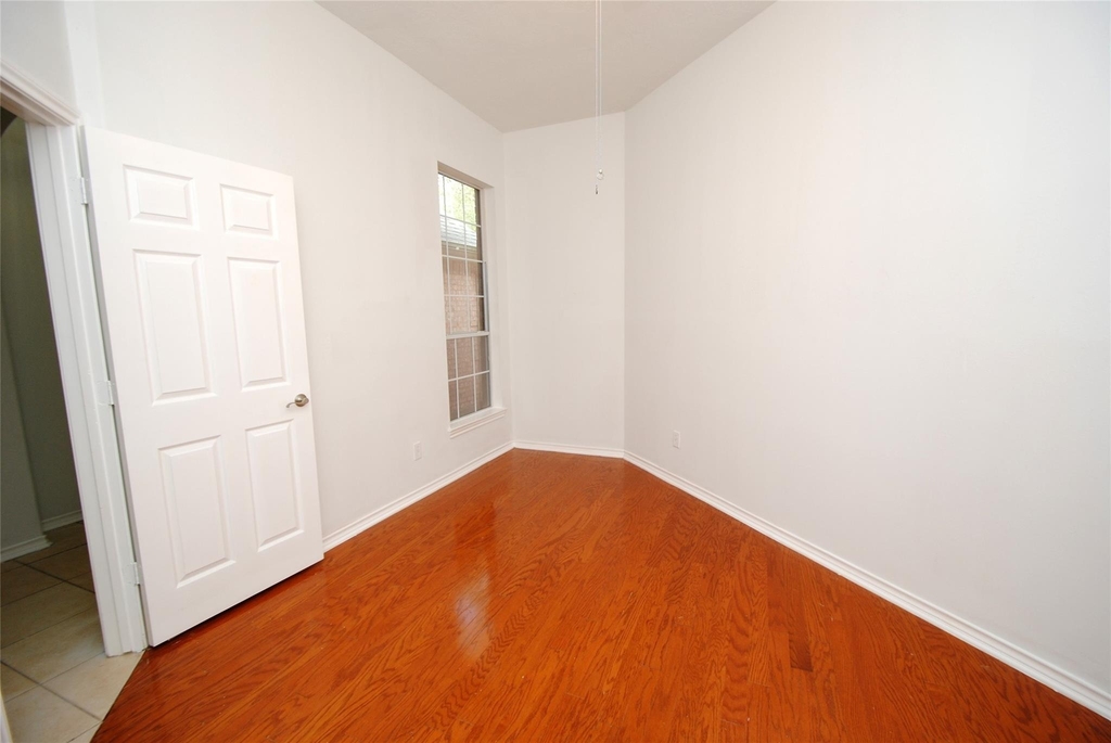 25607 Creston Meadow Drive - Photo 4
