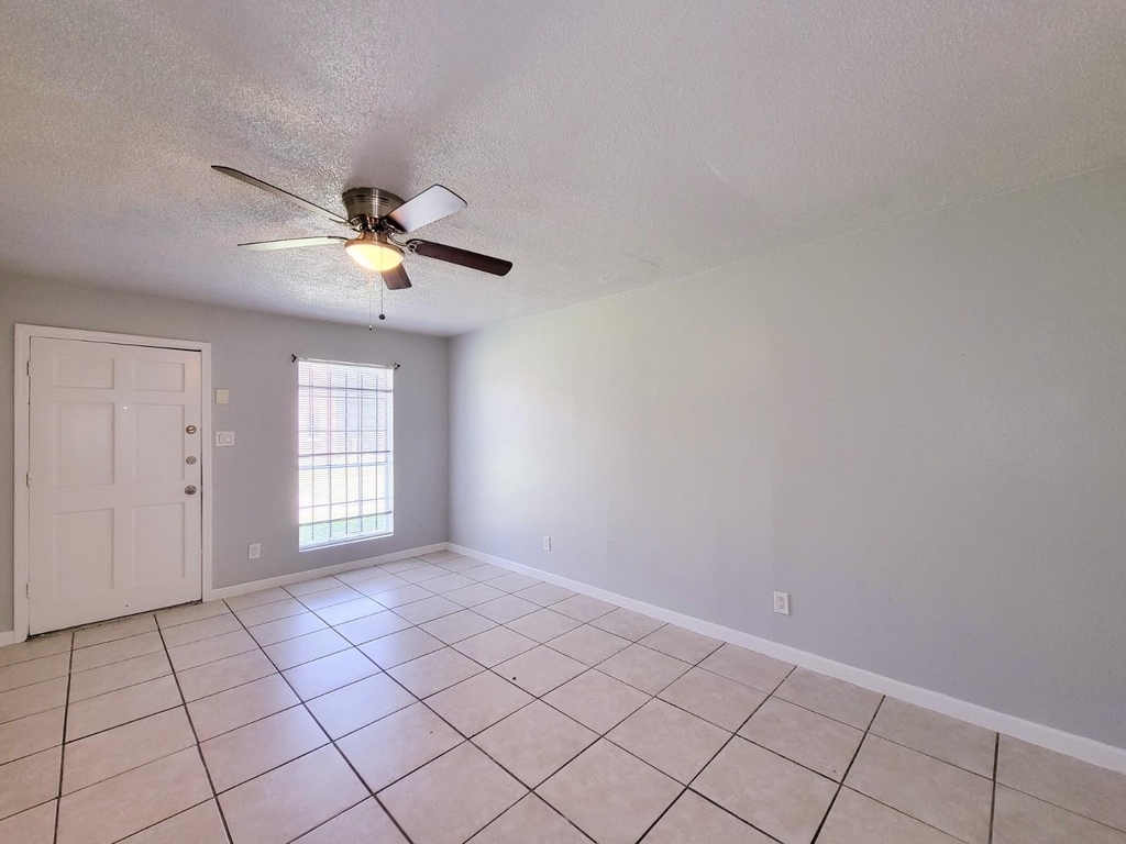 12332 Ormandy Street - Photo 29
