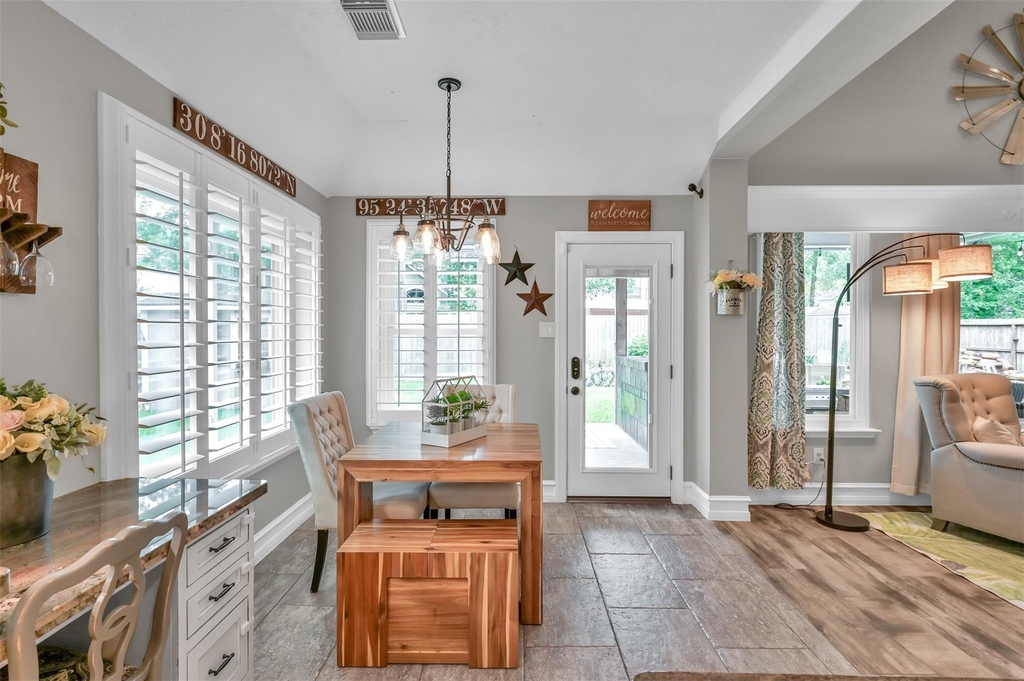 1918 Scenic Park Drive - Photo 11
