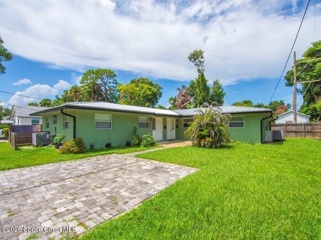 2036 19th Avenue - Photo 2