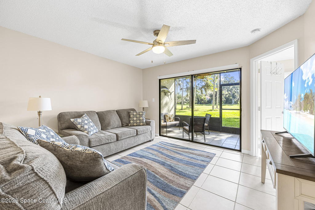 1141 Country Club Drive - Photo 8