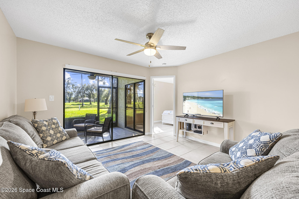1141 Country Club Drive - Photo 9