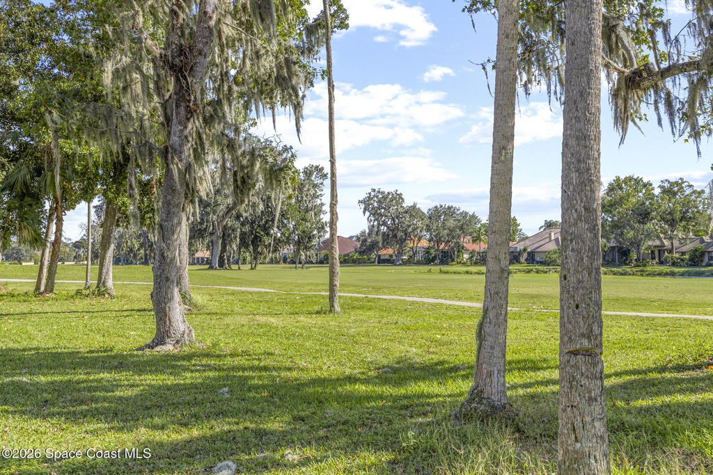 1141 Country Club Drive - Photo 27
