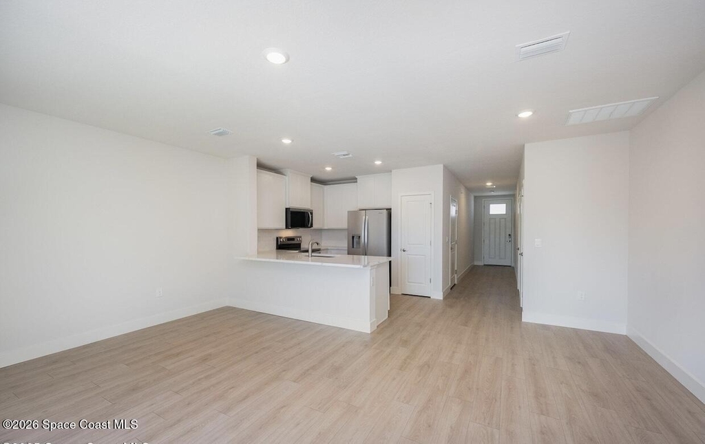 468 Houston Lane E - Photo 3