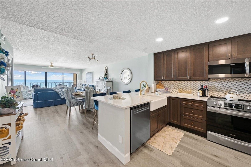 1095 N Highway A1a - Photo 2