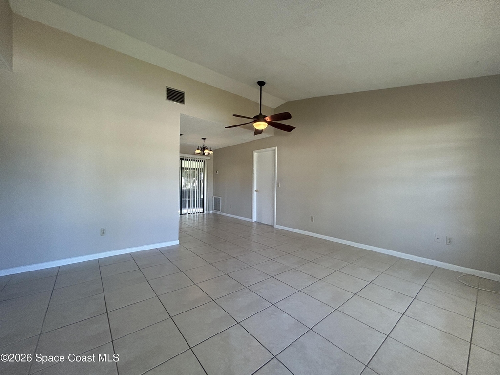 843 Emden Avenue Nw - Photo 1