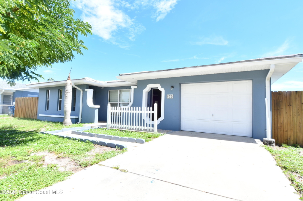 870 Angle Street Ne - Photo 0