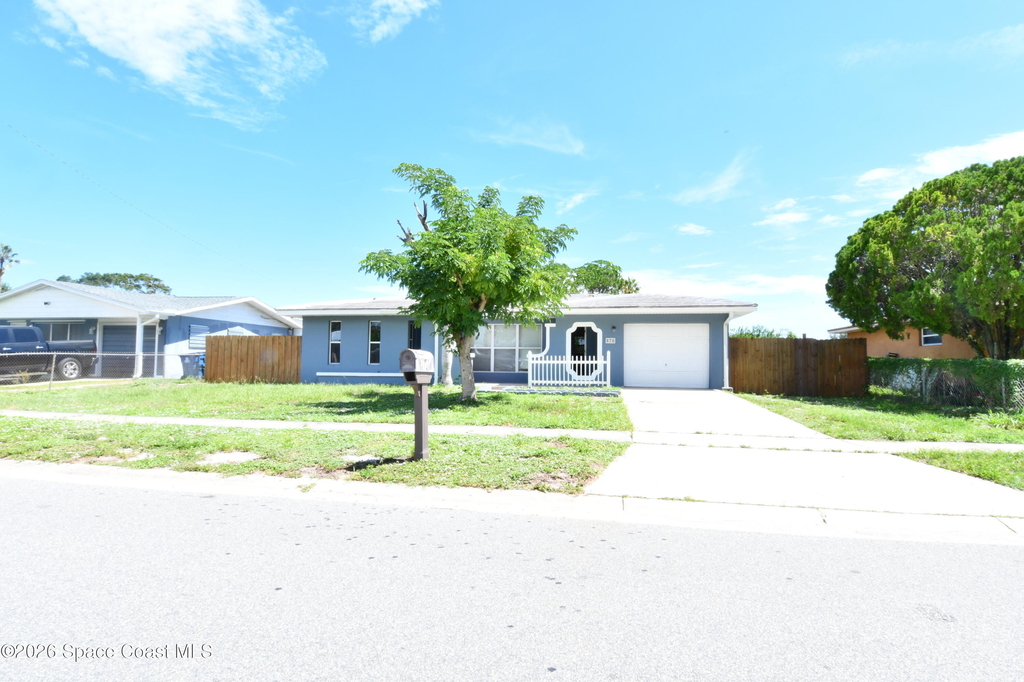 870 Angle Street Ne - Photo 1