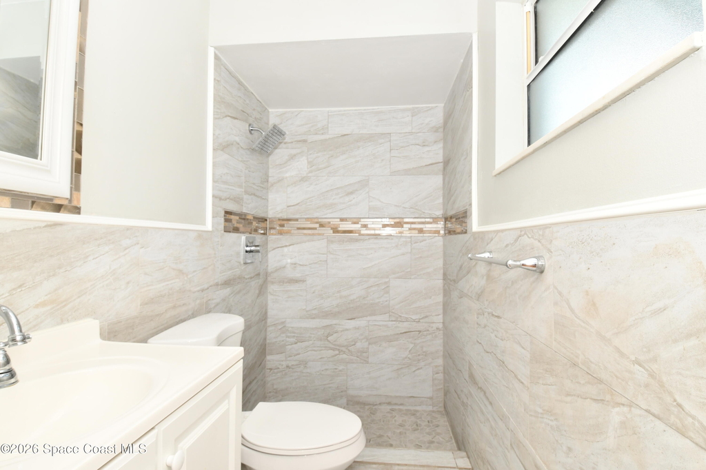 870 Angle Street Ne - Photo 7