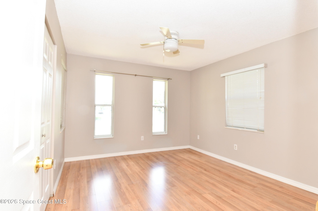870 Angle Street Ne - Photo 9