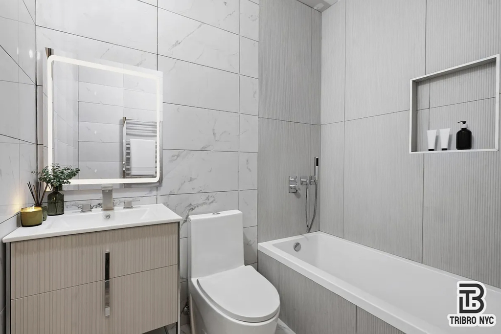 105 Berry Street - Photo 4