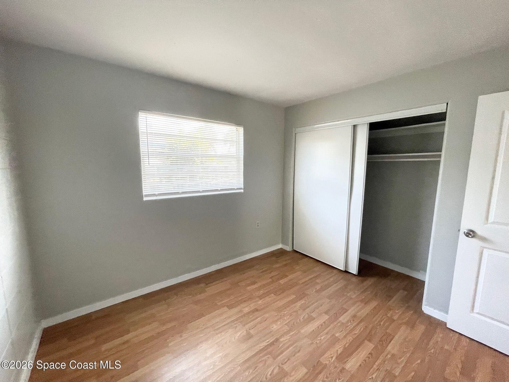 1339 W Point Drive - Photo 8