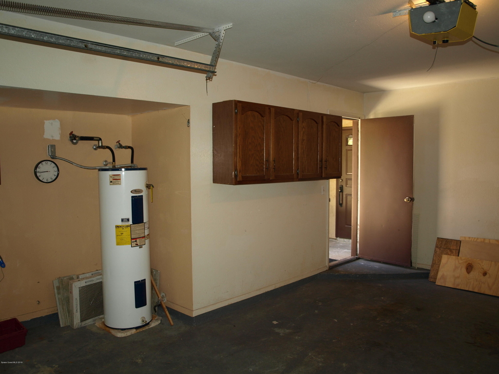 1527 Waldorf Circle Ne - Photo 23