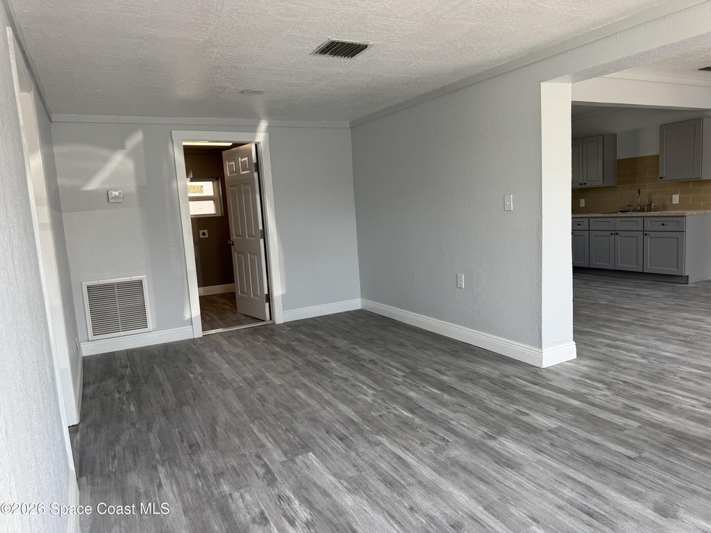 508 N Carolina Avenue - Photo 5