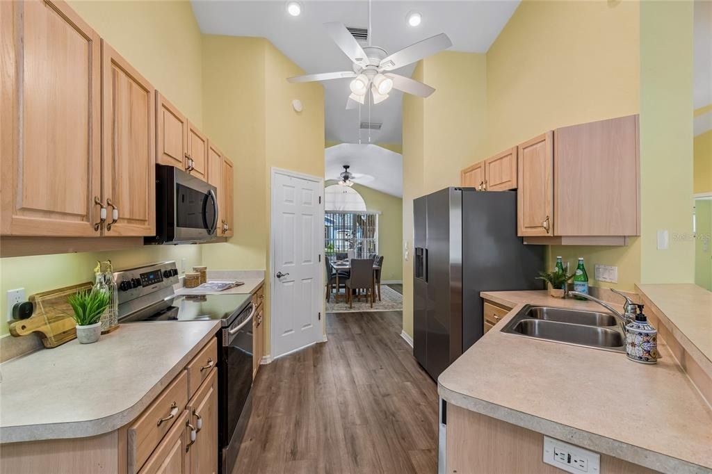 12728 Flamingo Parkway - Photo 15