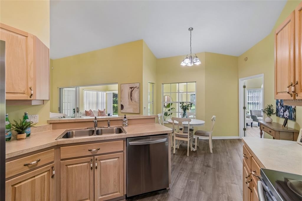 12728 Flamingo Parkway - Photo 19