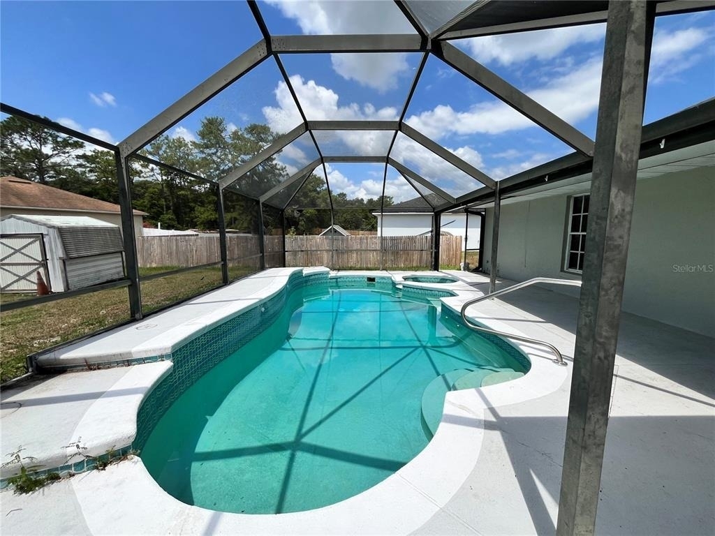2699 Bentley Drive - Photo 5