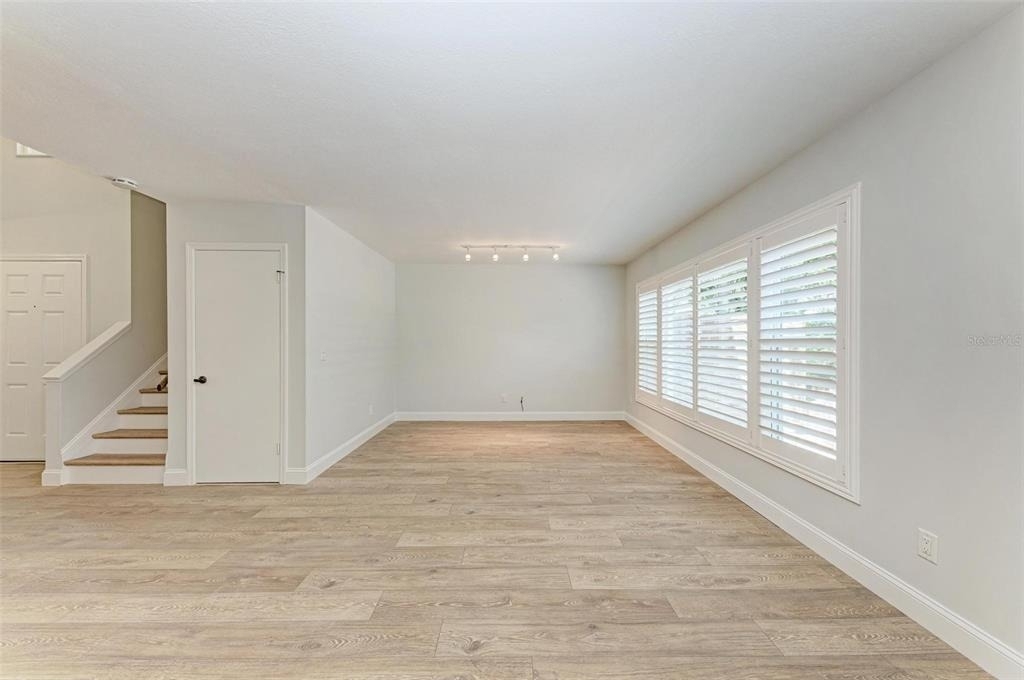 2927 W Gandy Boulevard - Photo 16