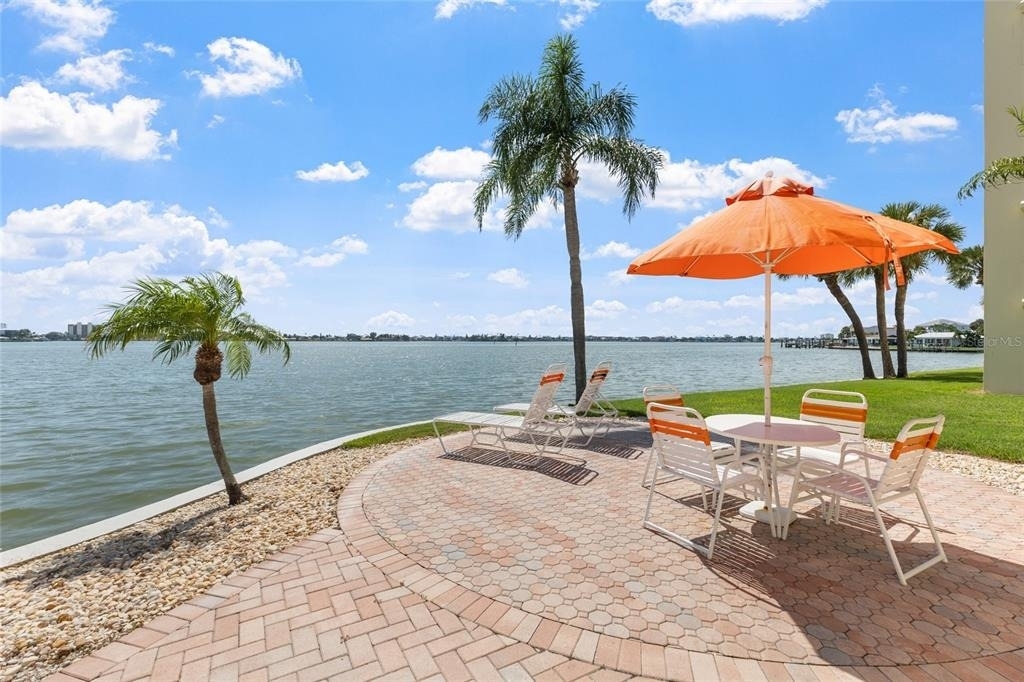 4775 Cove Circle - Photo 23