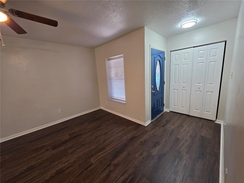 851 Creekway Court - Photo 5