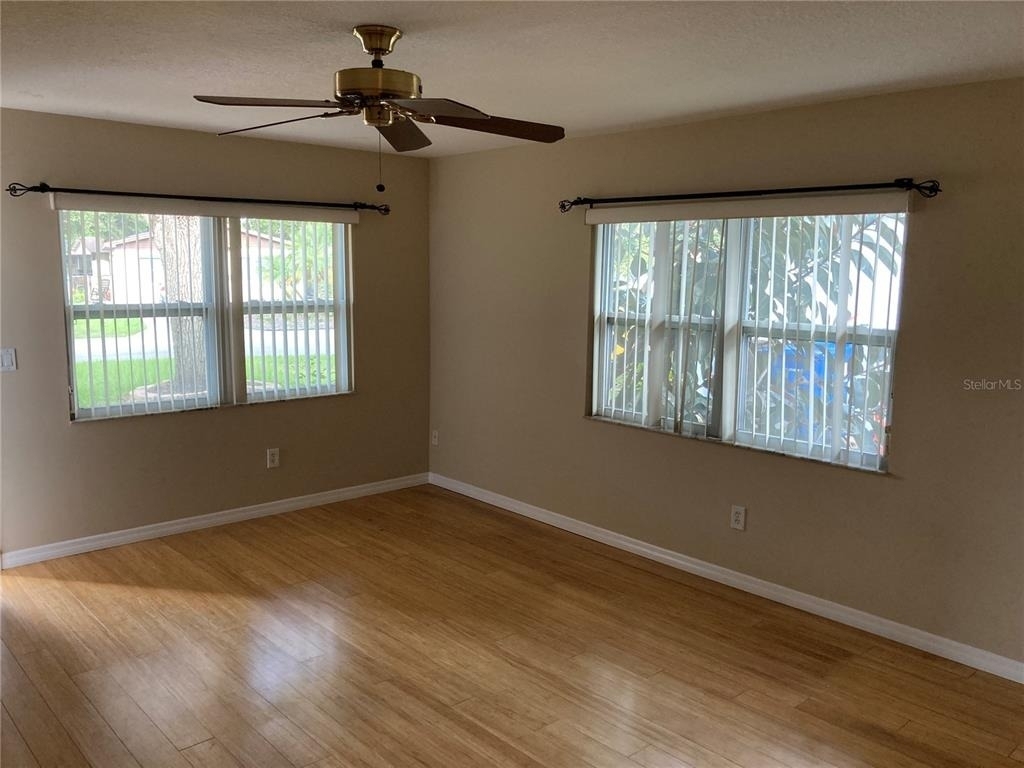 1319 35th Street N - Photo 2