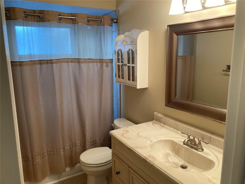 1319 35th Street N - Photo 7
