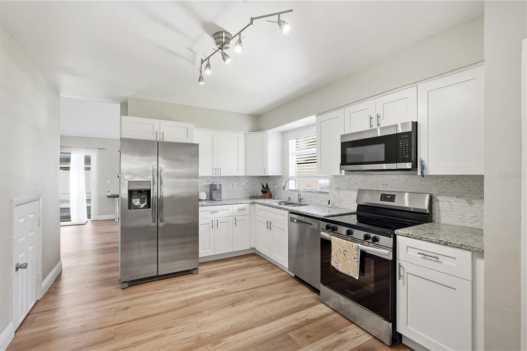 4509 Grainary Avenue - Photo 8