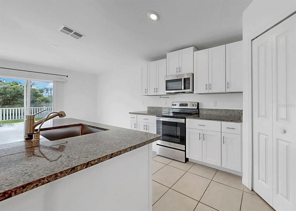 12873 Tripoli Avenue - Photo 9