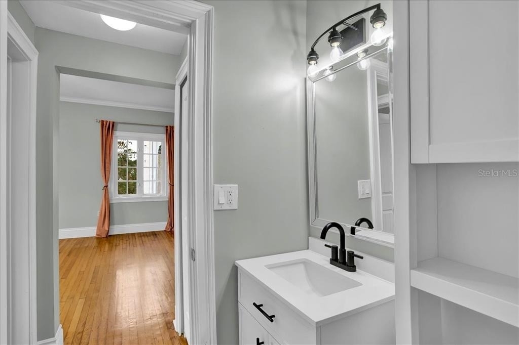 2117 W Dekle Avenue - Photo 21