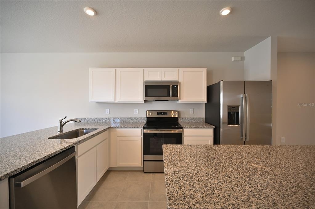 14261 Crimson Avenue - Photo 9