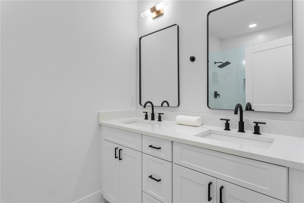 6830 S De Soto Street - Photo 30