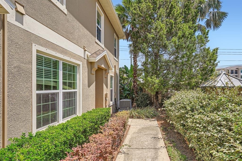7001 Interbay Boulevard - Photo 2