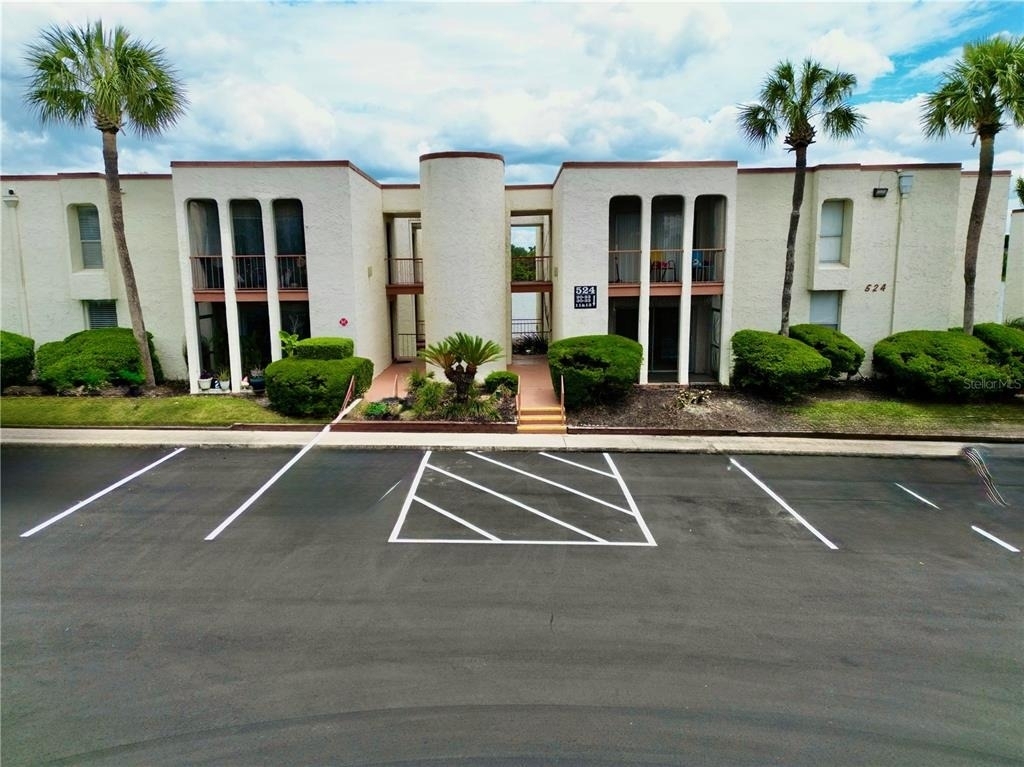 524 Orange Drive - Photo 0