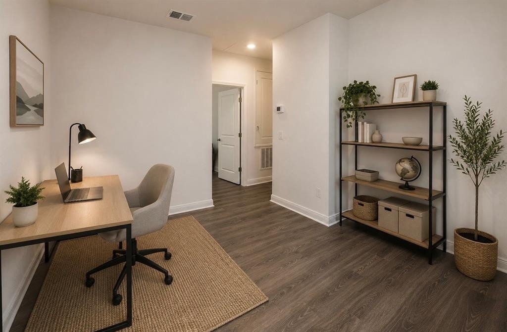 3082 Voyager Avenue - Photo 3