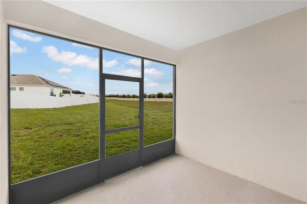 272 Taft Drive - Photo 7
